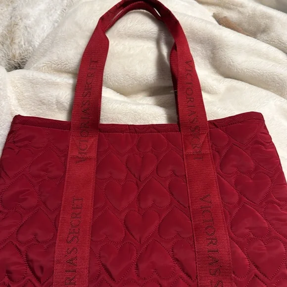 New with tags hearts 💕 Victoria Secert back - Picture 3 of 9
